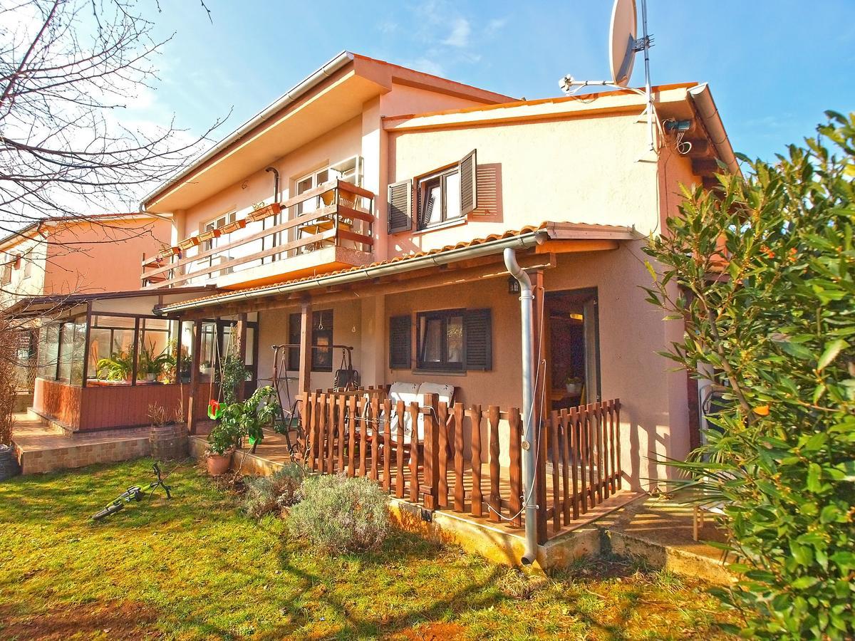 Apartment Mitar 1271 Fažana Eksteriør billede