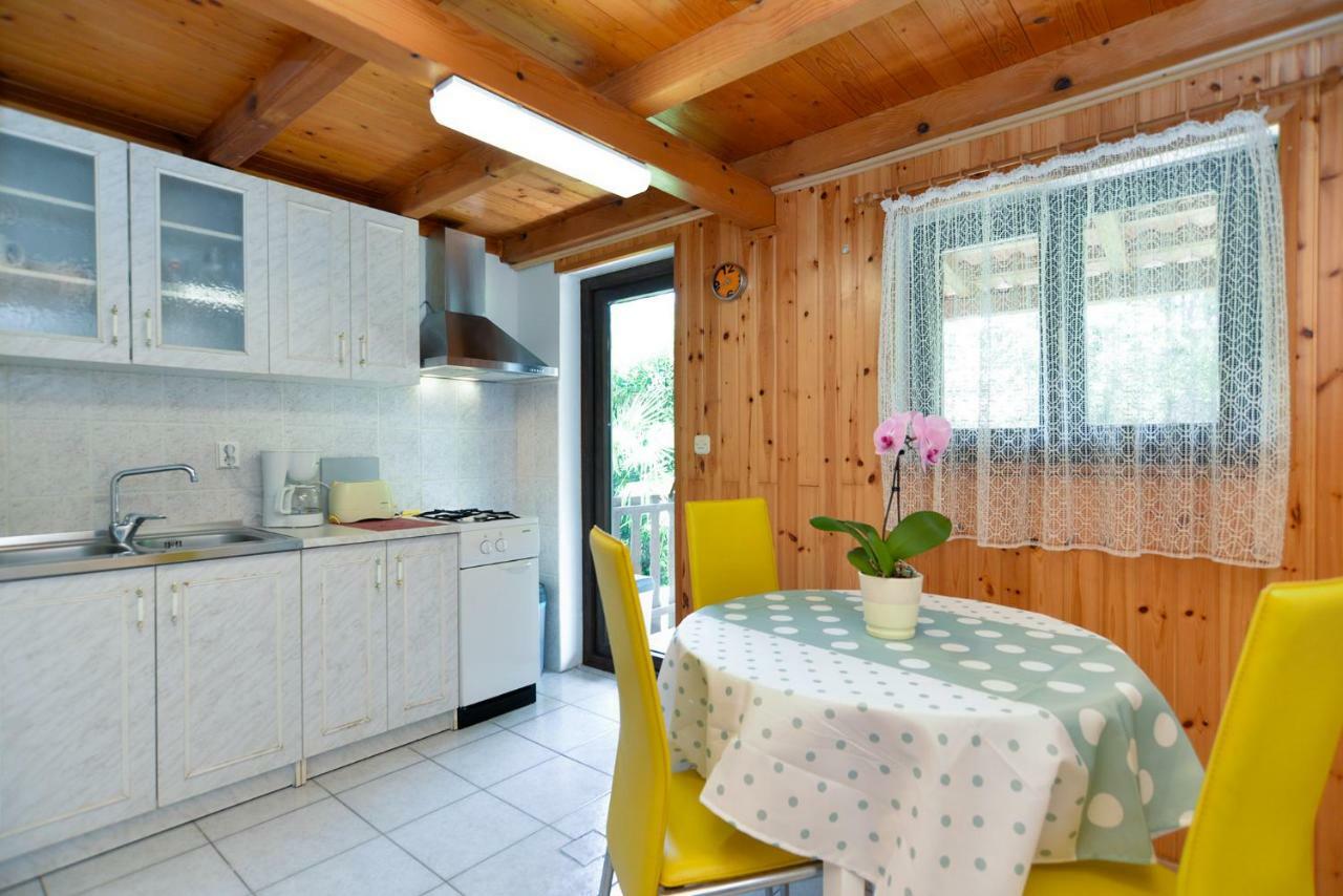Apartment Mitar 1271 Fažana Eksteriør billede